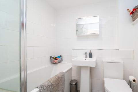 18 Chartwell Place, Cheam, Sutton, SM3 9TD