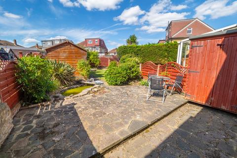 32 Egham Crescent, Cheam, Sutton, SM3 9AL