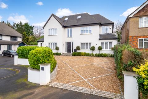 32 The Dene, Cheam, Sutton, SM2 7EG