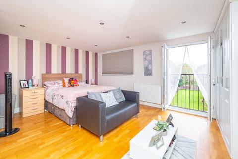 179 Alberta Avenue, Cheam, Sutton, SM1 2LH