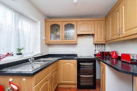 1d Hilldale Road, Cheam, Sutton, SM1 2JA