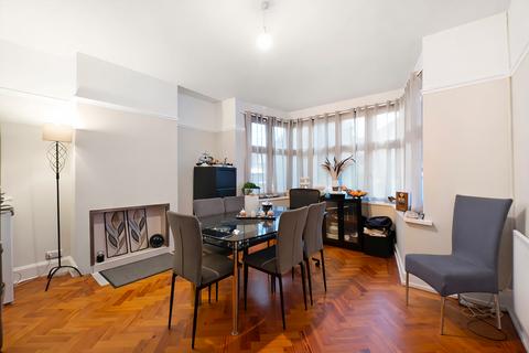 4 bedroom semi-detached house for sale, Newbolt Avenue, Sutton SM3