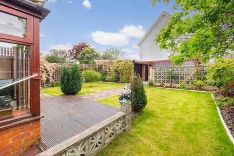 11 Jasmin Road, Epsom, KT19 9DY