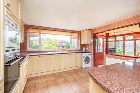 11 Jasmin Road, Epsom, KT19 9DY