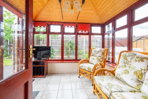 11 Jasmin Road, Epsom, KT19 9DY