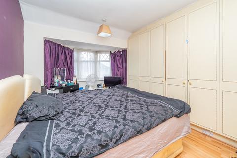 46 Kew Crescent, Cheam, Sutton, SM3 9RT