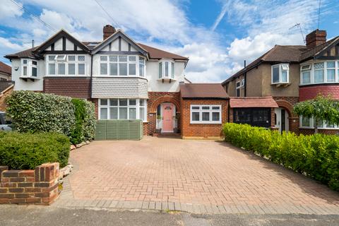 4 bedroom semi-detached house for sale, Dundela Gardens, Worcester Park KT4