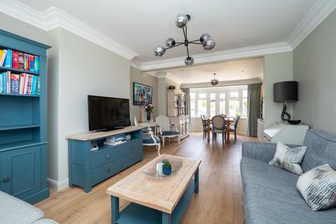 4 bedroom semi-detached house for sale, Dundela Gardens, Worcester Park KT4