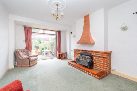 3 bedroom end of terrace house for sale, Priory Crescent, Sutton SM3