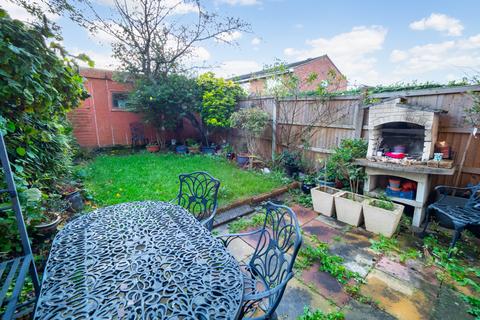 45 Collingwood Road, Sutton, SM1 2RT
