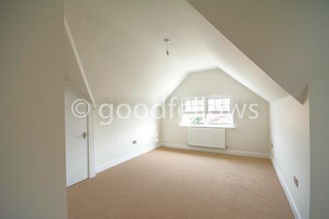 undefined, Camborne Road, Surrey SM2