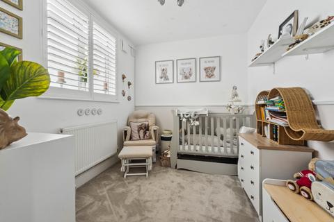 34 Lewis Road, Mitcham, CR4 3DE
