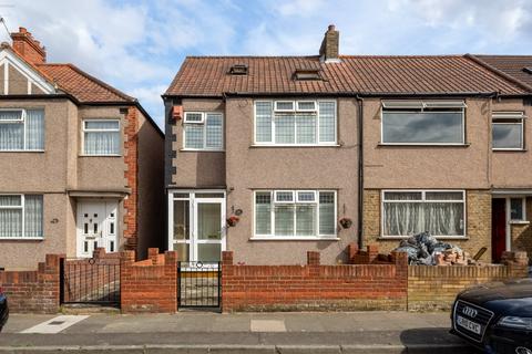 62 Abbotts Road, Mitcham, CR4 1JU