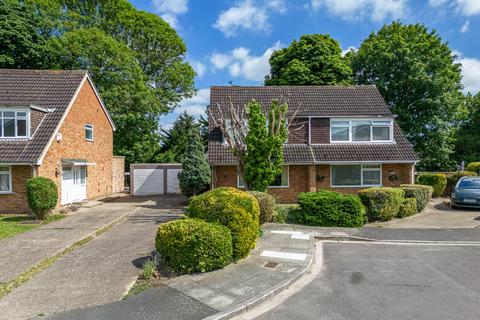 32 Crossways Road, Mitcham, CR4 1DQ