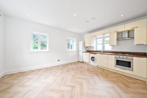 48b Pentlands Close, Mitcham, CR4 1HU