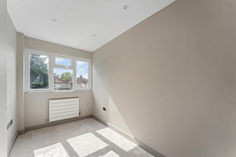 95 Brookfields Avenue, Mitcham, CR4 4BQ