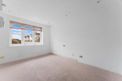 1 bedroom apartment for sale, Lavender Avenue, Mitcham CR4