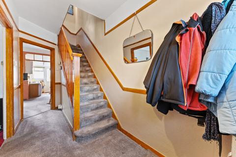 62 Bond Road, Mitcham, CR4 3HF