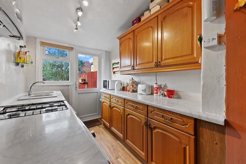 62 Bond Road, Mitcham, CR4 3HF