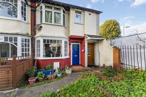 2 Sirdar Road, Mitcham, CR4 2BX