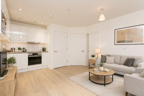 Cricket Green, Mitcham CR4
