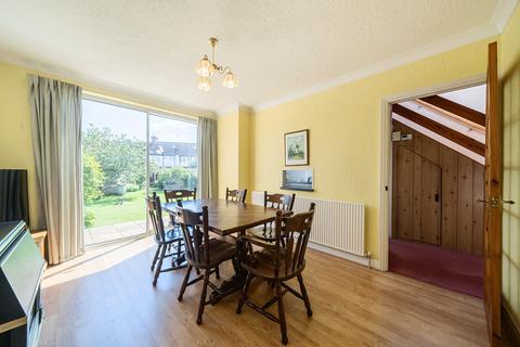 62 Almond Way, Mitcham, CR4 1LN