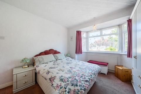 62 Almond Way, Mitcham, CR4 1LN