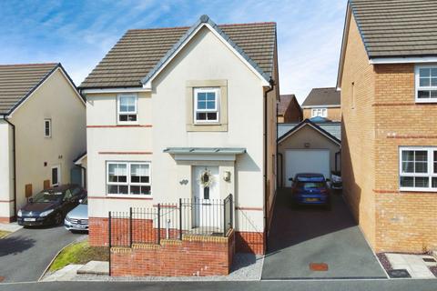 35 Cecil Griffiths Close, Tonna, Neath, SA11 3FF