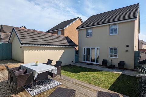 35 Cecil Griffiths Close, Tonna, Neath, SA11 3FF