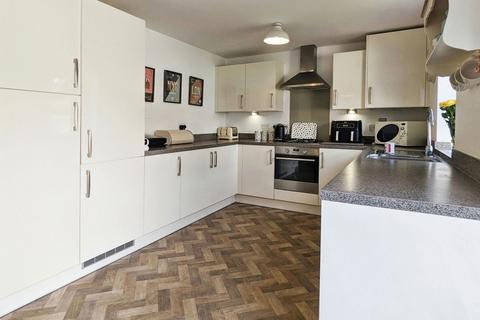 35 Cecil Griffiths Close, Tonna, Neath, SA11 3FF