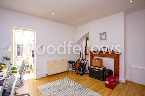 9 Feltham Road, Mitcham, CR4 2JQ