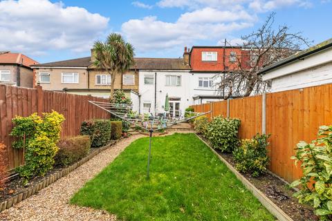 3 bedroom terraced house for sale, Manor Road, Mitcham CR4