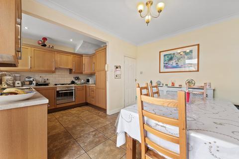 165 Manor Road, Mitcham, CR4 1JT