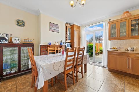165 Manor Road, Mitcham, CR4 1JT