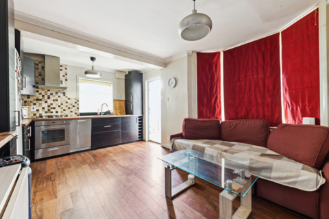 2 bedroom maisonette for sale, Gonville Road, Thornton Heath CR7