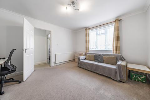 39 Eldertree Way, Mitcham, CR4 1AJ