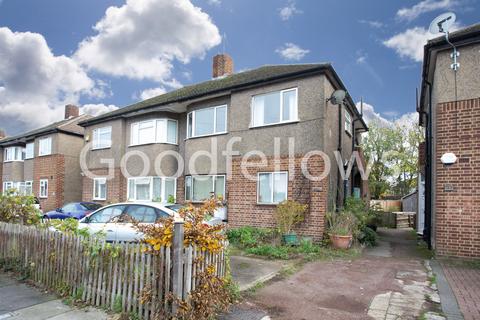 106 Grove Road, Mitcham, CR4 1SB