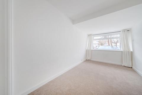 4 bedroom terraced house for sale, Saxonbury Close, Mitcham CR4