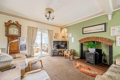 8 Old Road, Longtown, Carlisle, CA6 5TH