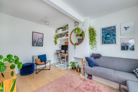 22 Hyde Walk, Morden, SM4 6LR