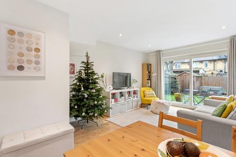154b Abbotsbury Road, Morden, SM4 5JX