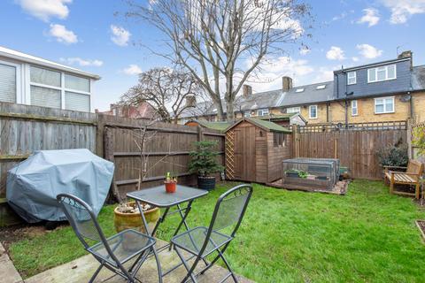 154b Abbotsbury Road, Morden, SM4 5JX