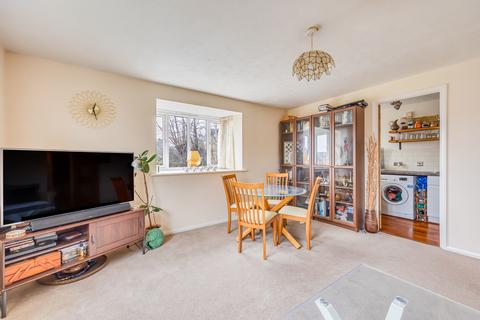 1 bedroom apartment for sale, Birchwood Close, Morden SM4