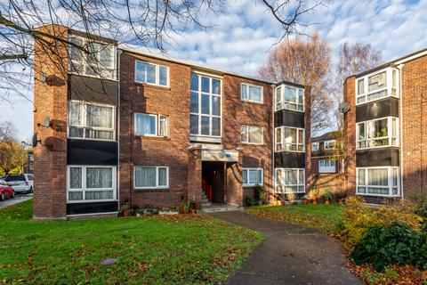 65 Sheldrick Close, London, SW19 2UQ