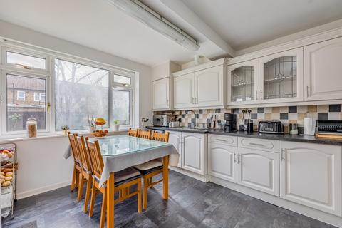 29 Neath Gardens, Morden, SM4 6JN