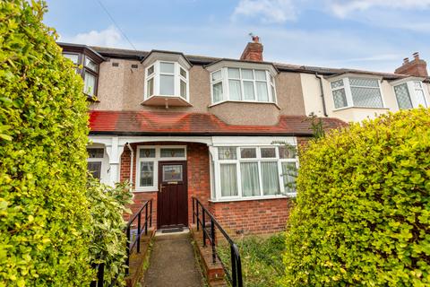 3 bedroom terraced house for sale, Northway, Morden SM4