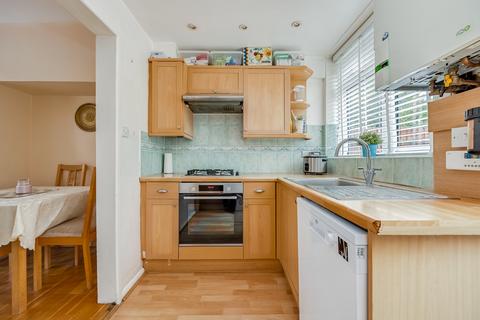 214 Glastonbury Road, Morden, SM4 6PG