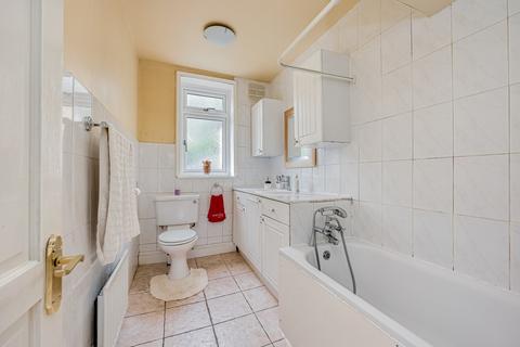 214 Glastonbury Road, Morden, SM4 6PG