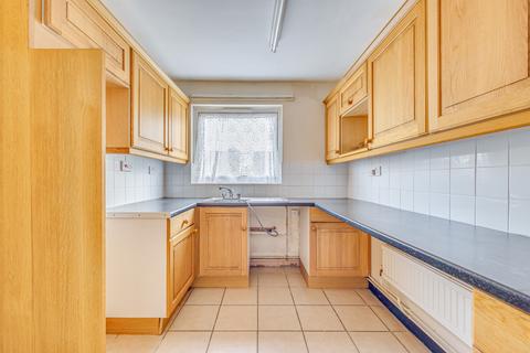 32 Goldcliff Close, Morden, SM4 6PJ