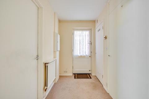 32 Goldcliff Close, Morden, SM4 6PJ